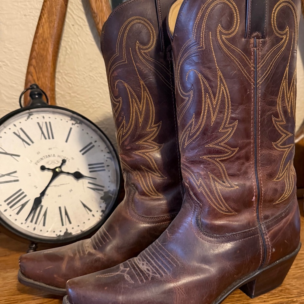 Durango Brown Western Cowboy Boots with Embroidered Stitching